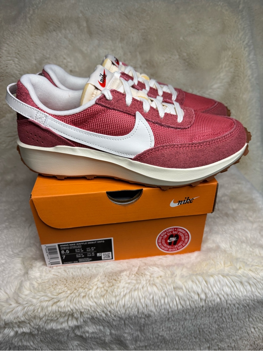NWB Nike Waffle 🧇 Debut size 8.5 Women - Picture 2 of 6